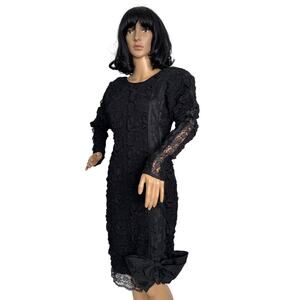 Vintage 80’s Nuance black lace bubble open low back bow cocktail dress medium